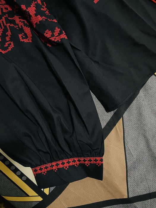 Блуза в стилі вишиванки