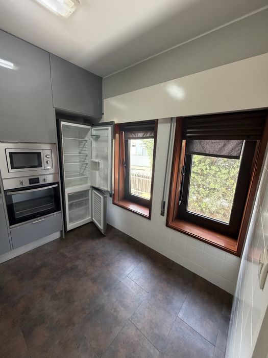Moradia de sonho T2 + espaço multi usos + sótão!