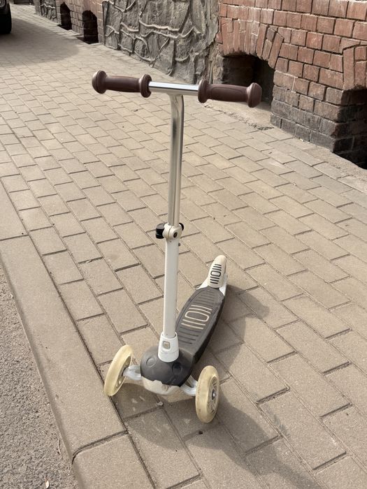 Oxelo b1 500 v2 hulajnoga trzykolowa