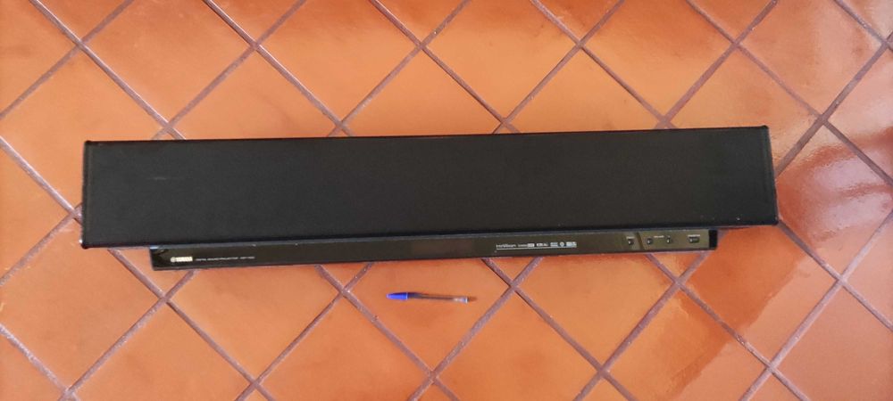 Soundbar / Barra de Som: Yamaha YSP-1100
