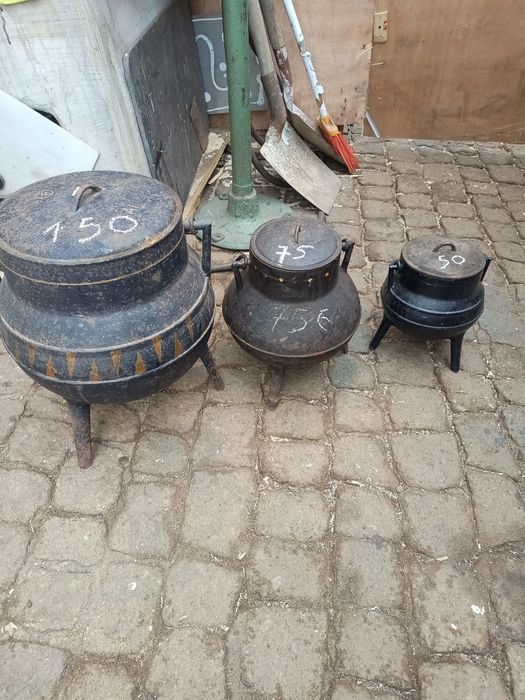 Rodas de carroça e outros