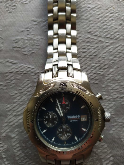 Relógio Timberland, bracelete metálica, usado mas em bom estado
