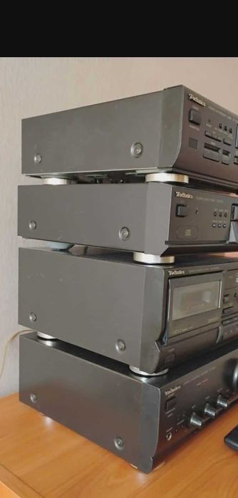 Wieża Technics z kolumnami