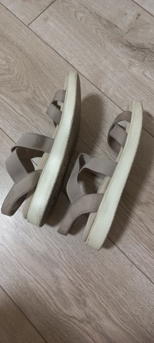 Босоніжки ECCO шкіра 39