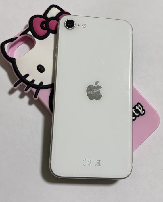 Продам Iphone SE(2) 2020 64GB