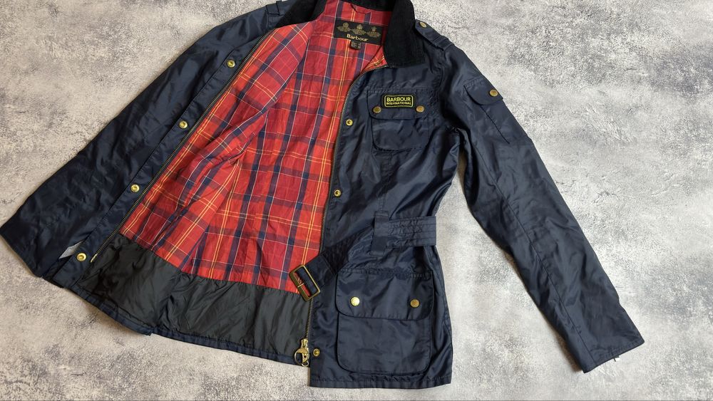 Barbour International waterproof жіноча куртка