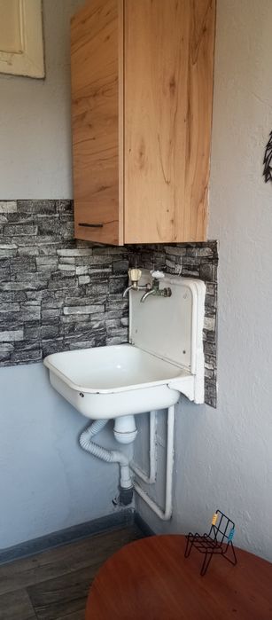Продам отличную 1 комнатную квартиру на 9 квартале Терновского района.