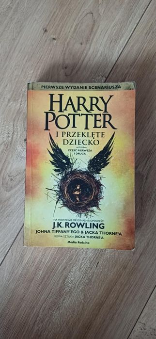"Harry Potter i przeklęte dziecko" - J. K. Rowling