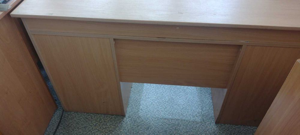 Письменные столы двухтумбовые
