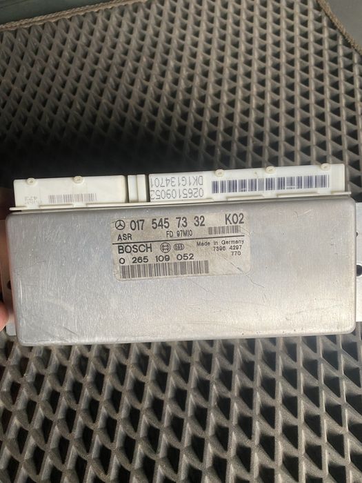 Блок управления АБС Mercedes 210-й