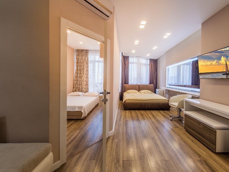 Оренда подобово  біля метро Вокзальна в ЖК Елегант на жилянській,118