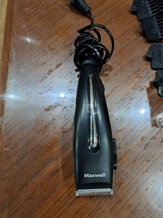 Машинка для стрижки MAXWELL