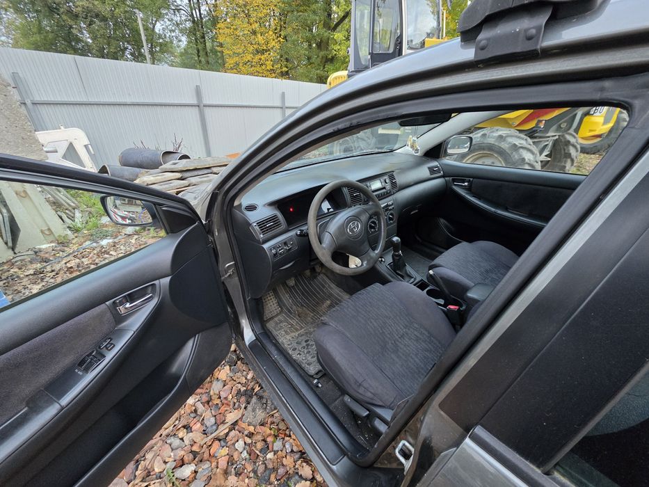 Toyota  Corolla 1.6