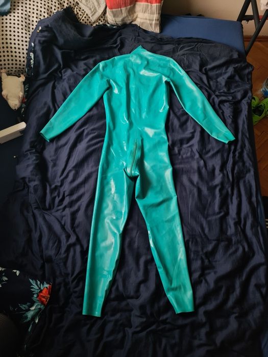 Lateksowy kombinezon latexowy latex catsuit
