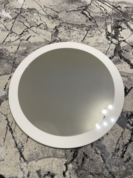 Vendo espelho do leroy merlim  modelo sphere brando brilho 70 com