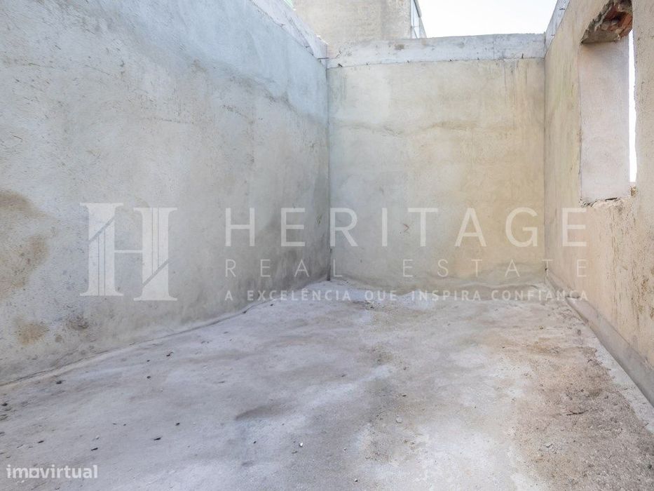 T0+1 totalmente remodelado com quintal e churrasqueira | Baixa da B...
