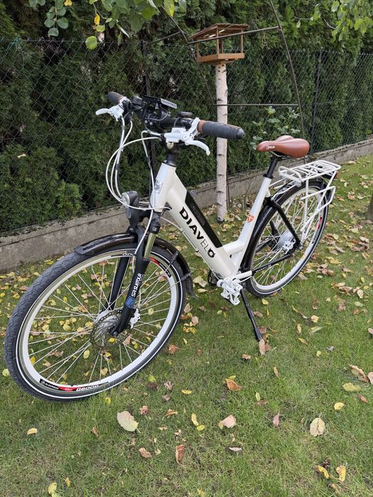 Rower elektryczny 28 cali damka