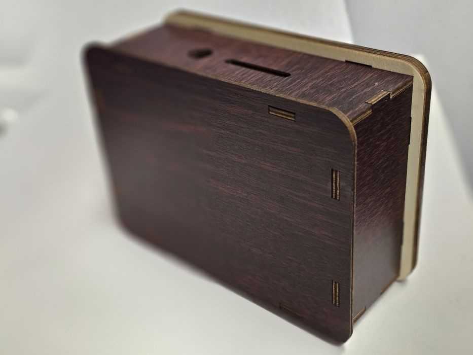 Mealheiro de madeira 1000€