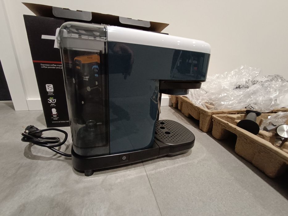 Máquina Café Aríete nova