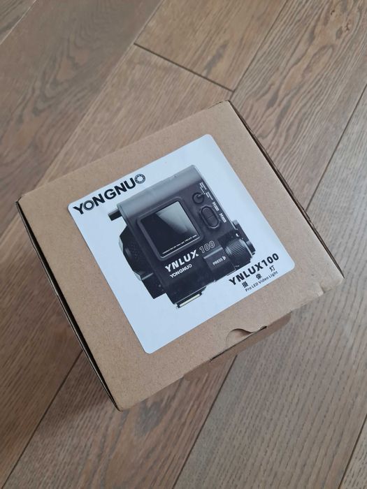 Yongnuo LED YNLUX100 + блок живлення + ручка