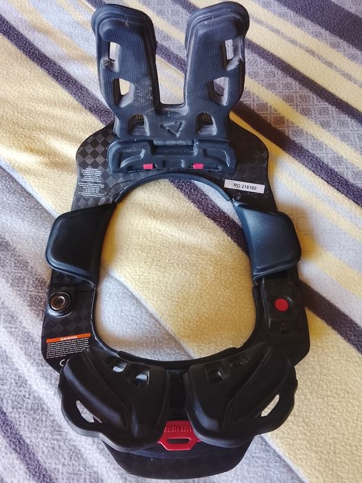 Leatt Brace 6.5 Carbono