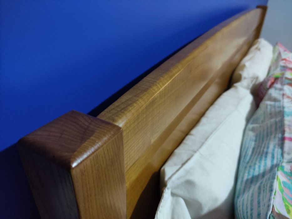 Móveis de quarto de casal! Cama com estrado e colchão!