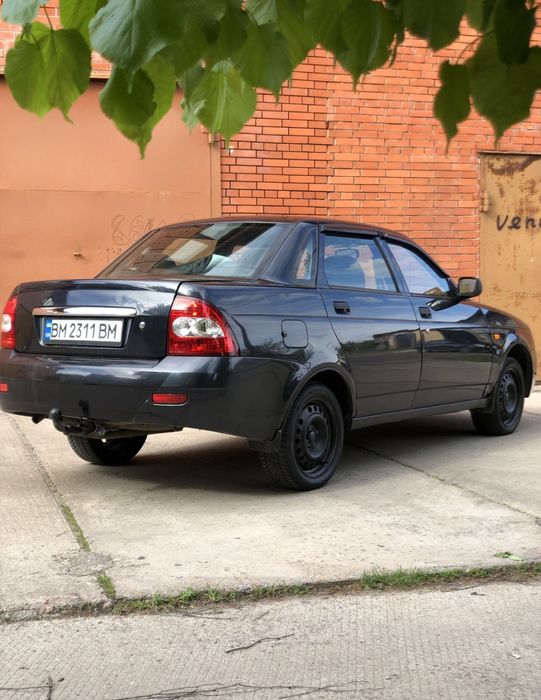 Продам Приору с газом