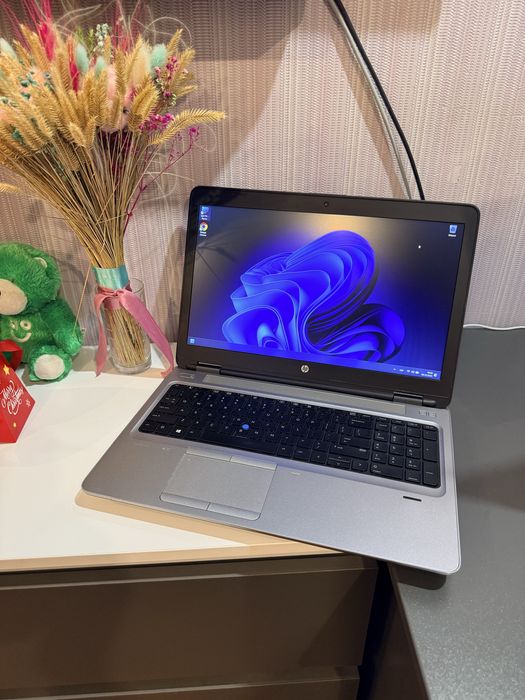 Ноутбук розваги та навчання  HP intel i5+640 ssd+16 ddr4 Стан нового