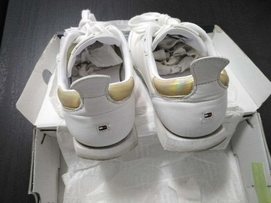 Tênis Tommy Hilfiger - Como NOVOS