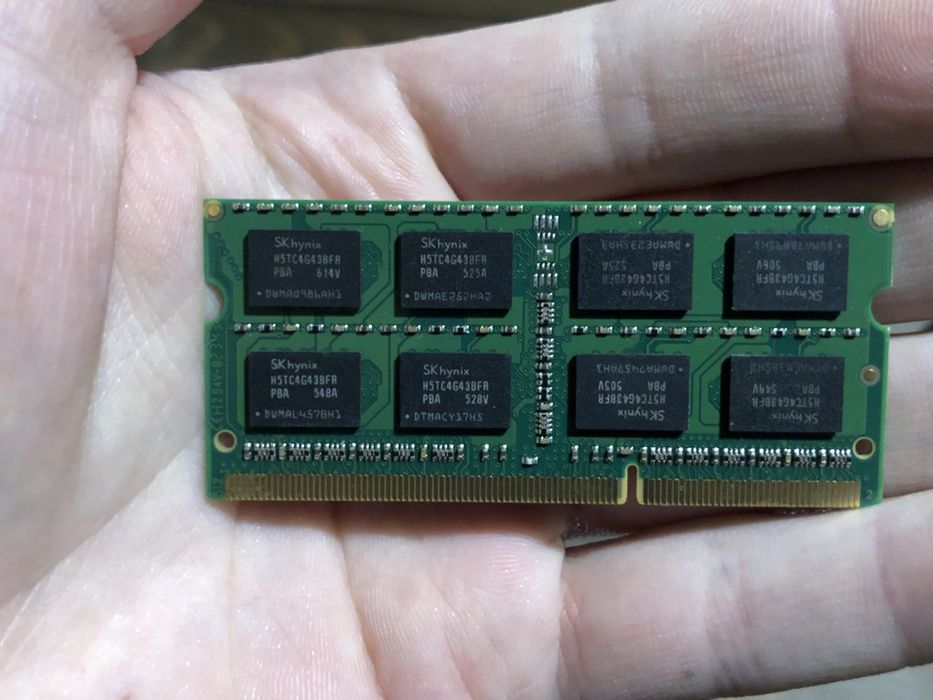 Оперативная память в ноутбук ddr3 DDR3L 8gb SODIMM SKhynix micron