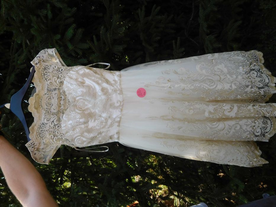CHI CHI LONDON  sukienka ślubna midi rozkloszowana , rozmiar 34