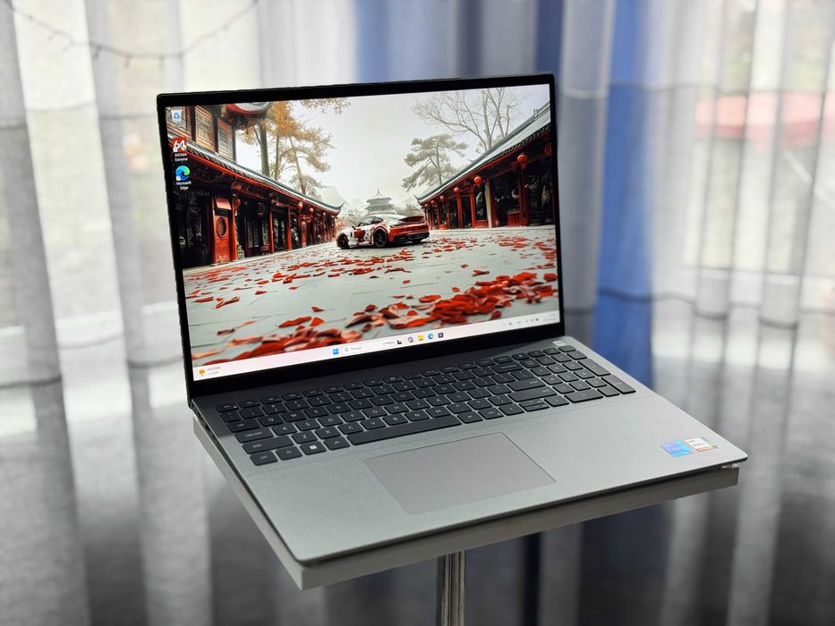 Ноутбук Dell Vostro 16 5630 | i7-1360P | Ram-16 SSD-512 | FHD IPS