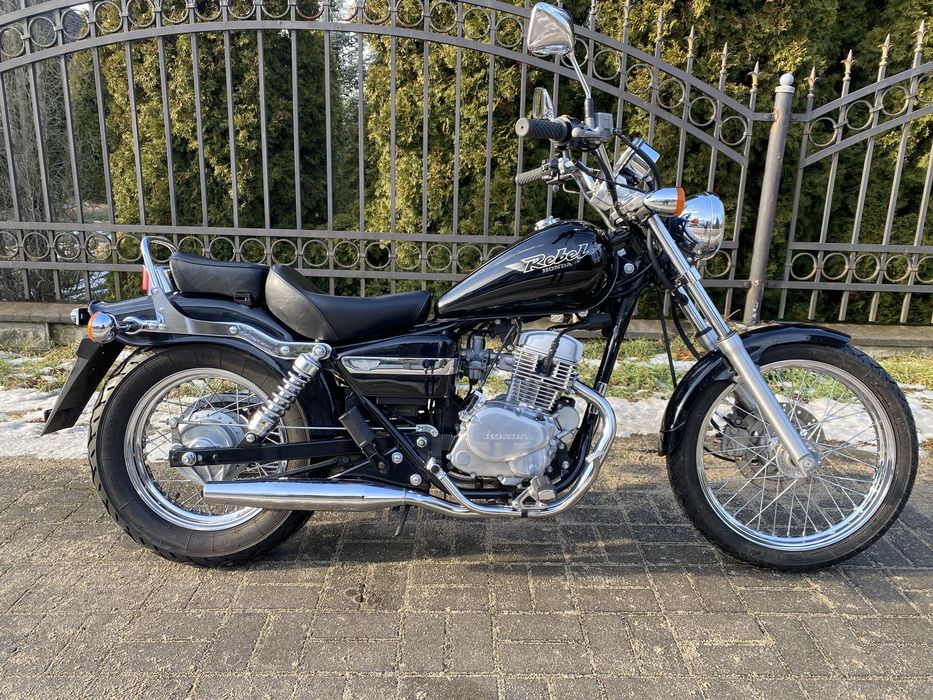 Honda CA Rebel 125 kat B stan perfekcyjny 8 tyś km przebiegu
