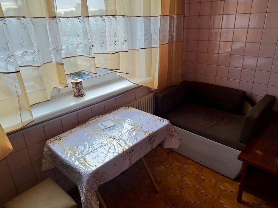 Сдам 1к улучшенку 40 кВ, м. Победа 5мин. Арендаторов с детьми берем.