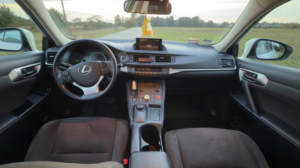 Lexus CT200h Elegance