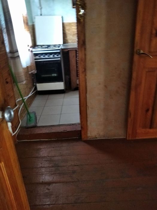 Продам будинок зі зручностями село Червоне