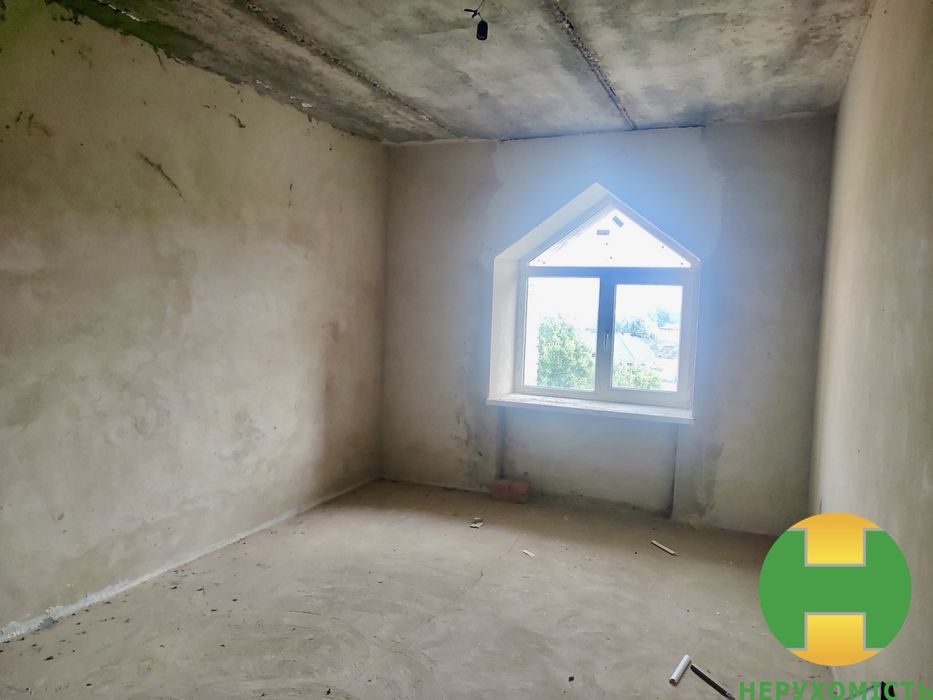 Продається 3-кімнатна квартира в новобудові. Чортків