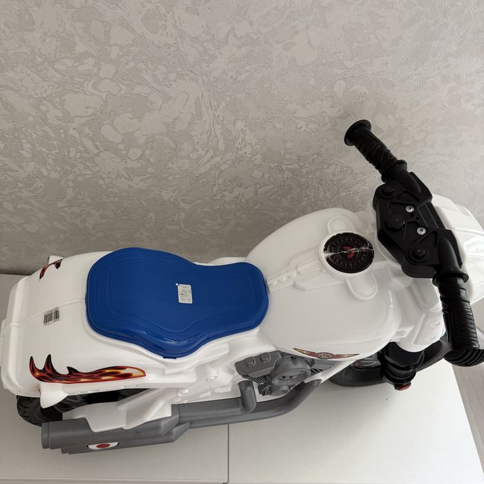 Детский мотоцикл толокар велобег беговел