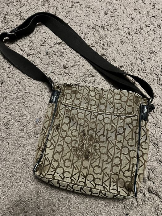 сумка ck calvin klein legt