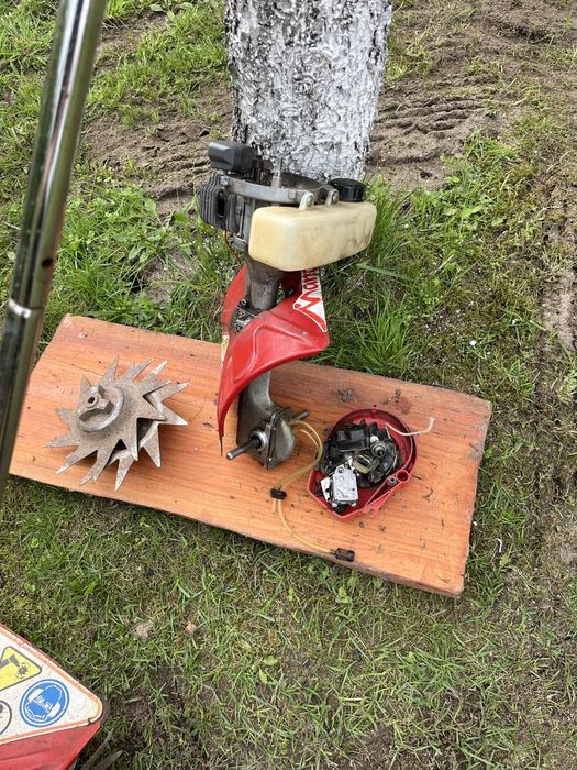 Wertykulator spalinowy Mantis