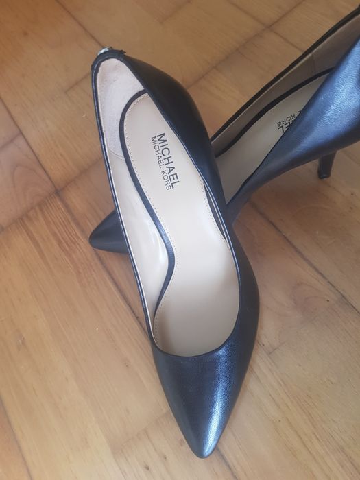 Sapatos Michael kors pretos NOVOS