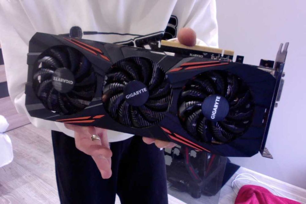 karta graficzna Gigabyte GTX 1070 8GB PRO 3 wiatraki