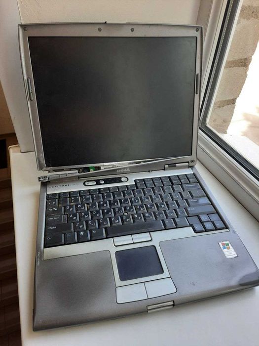 Продаются старые ноутбуки рабочие/нерабочие( Dell, Asus)