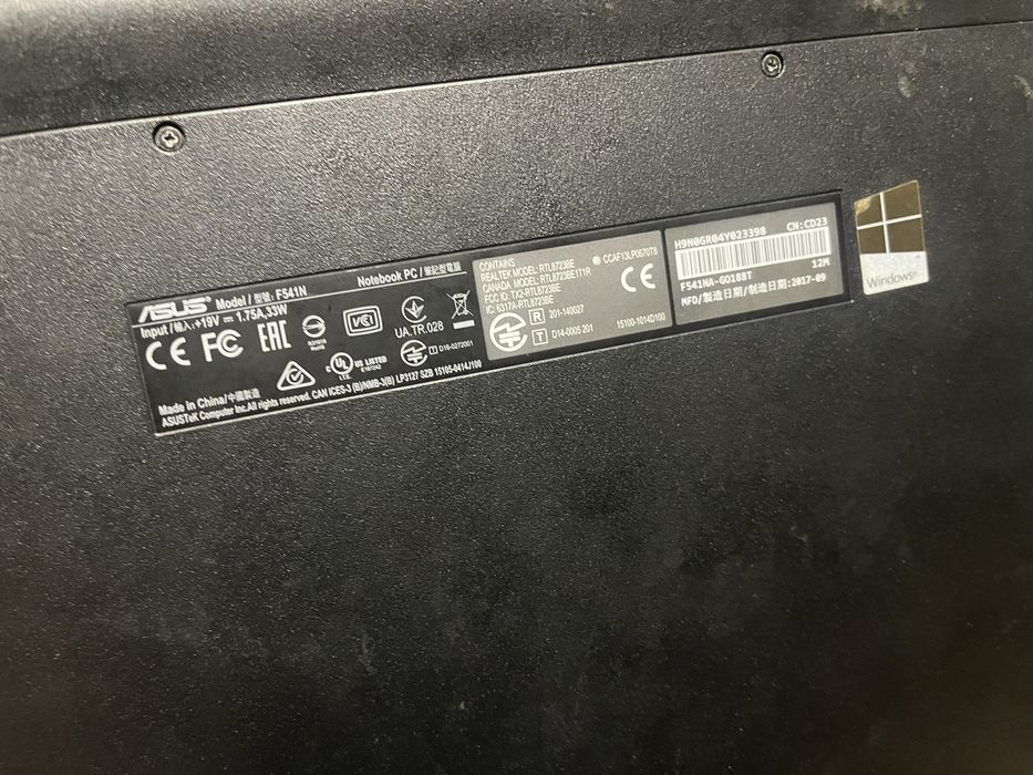 Продам ноутбук Asus на запчасти