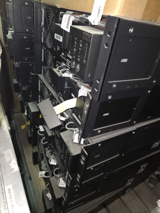 Блоки безперебійного живлення APC 1-6kVA