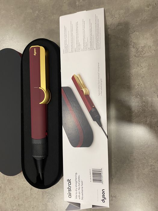 Dyson Airstrait Red Velvet/Gold