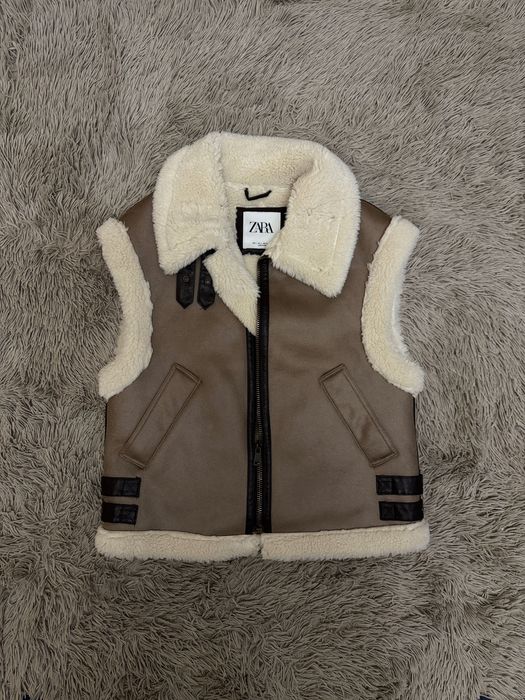Жилетка дублянка Zara, p. S-М