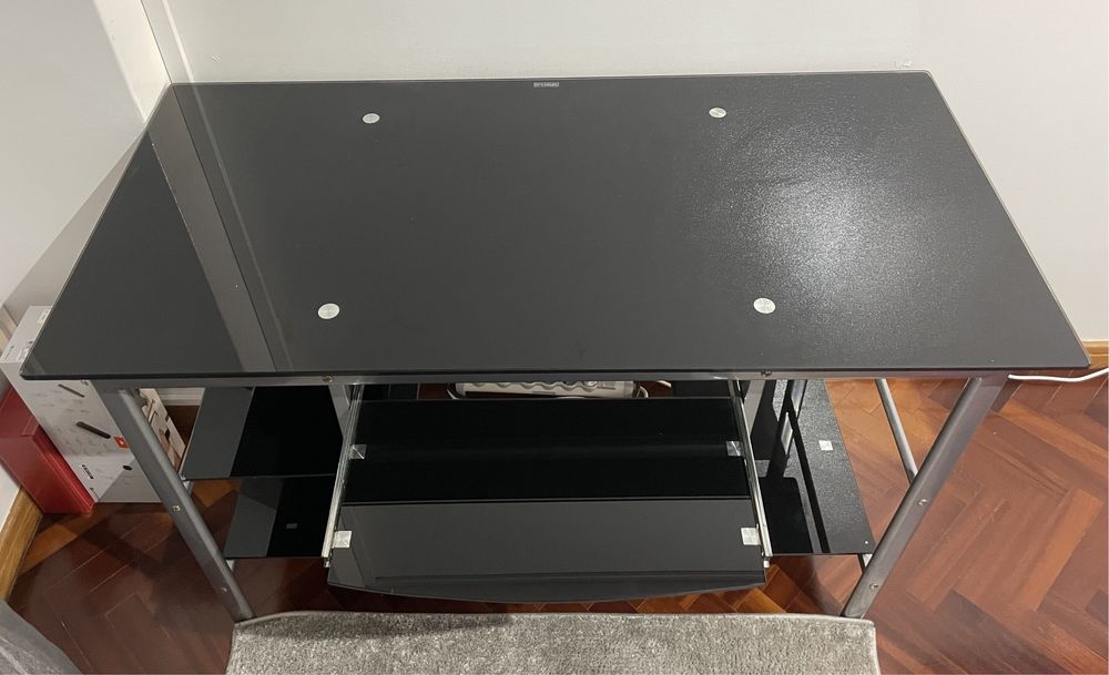 Secretaria e Cadeira secretaria