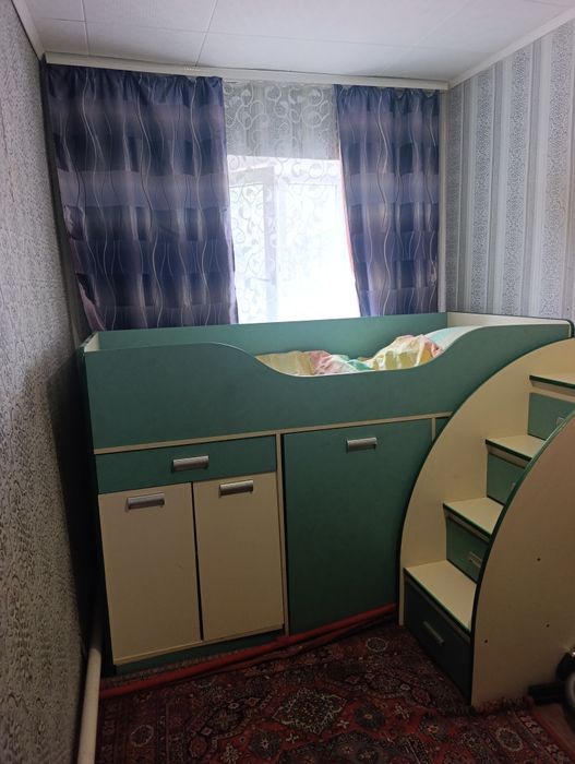 дитяче ліжечко чердак