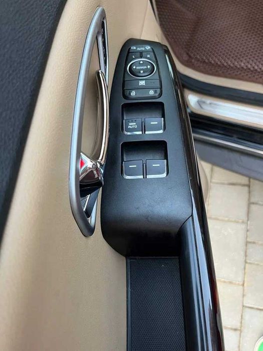2017 Kia Carnival 2.2 дизель максимальна компл